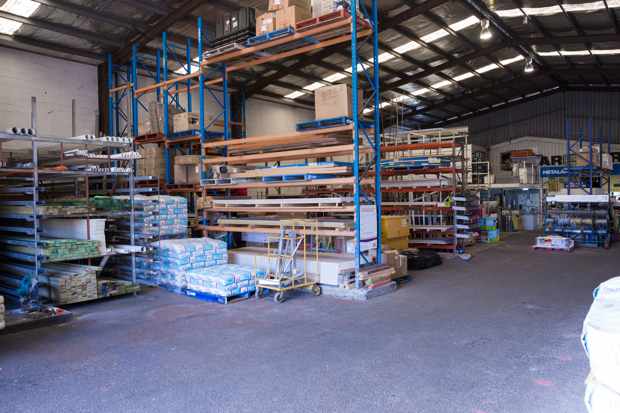 Hardware Store High Country Enterprises Mitre 10 Moranbah