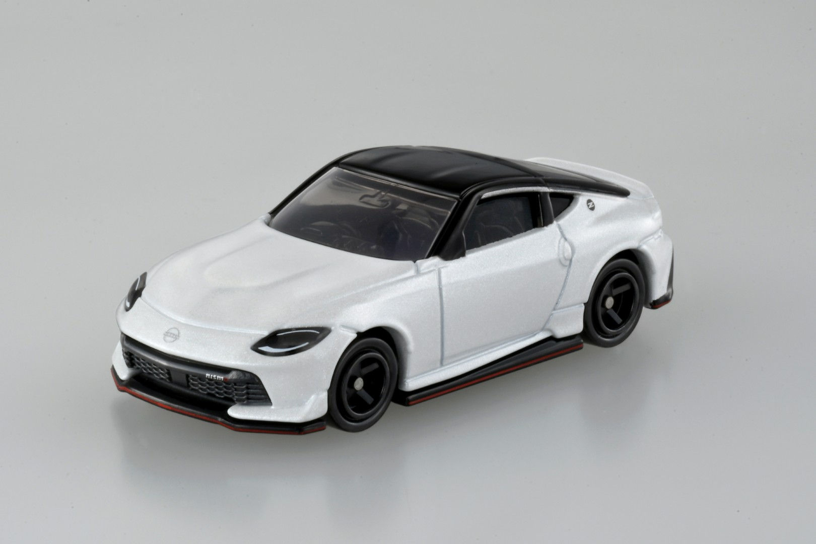 Nissan Fairlady Z NISMO | Tomica No.088 Diecast Model