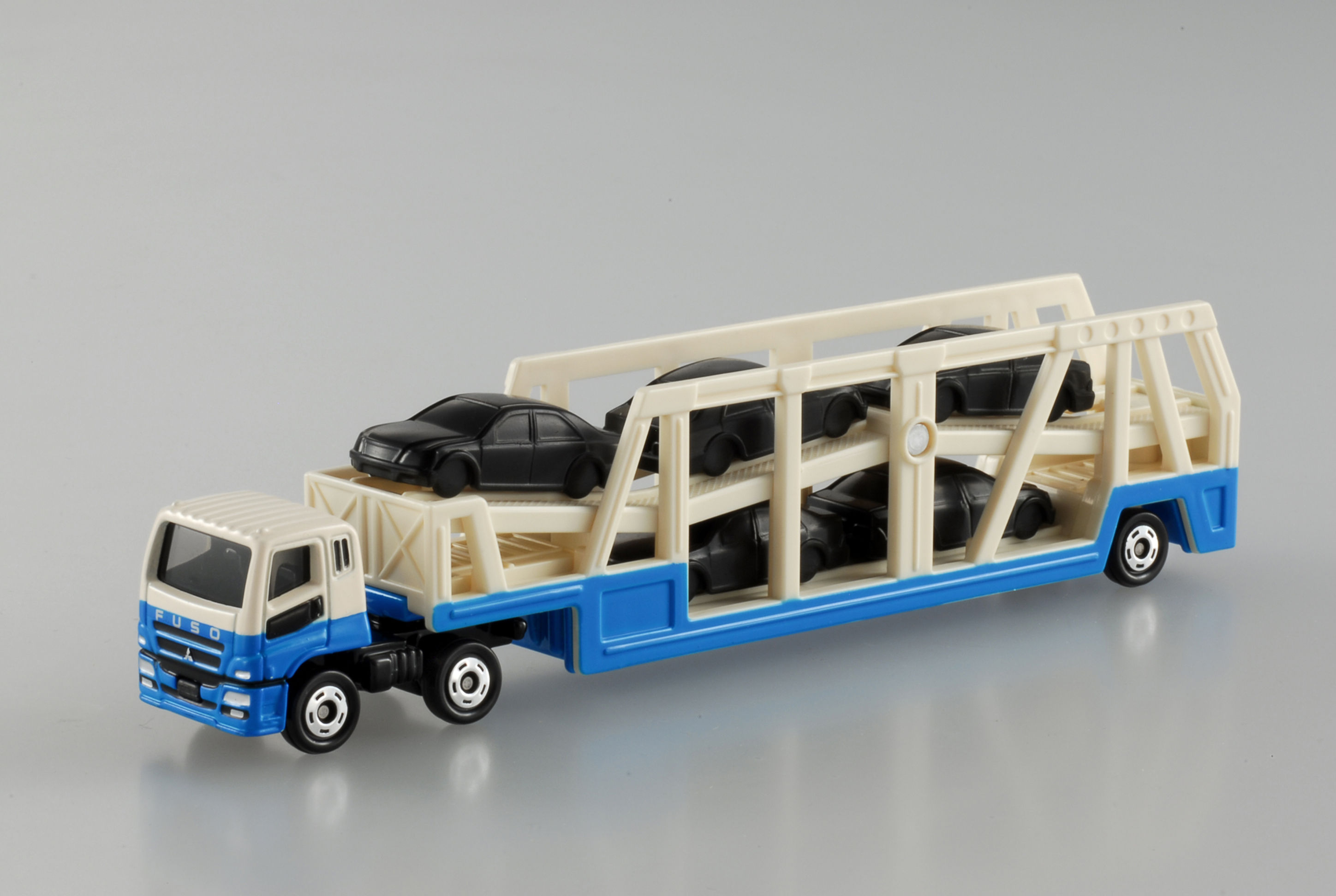 Mitsubishi Fuso Super Great Car Carrier | Long Type Tomica No.131 Diecast Model
