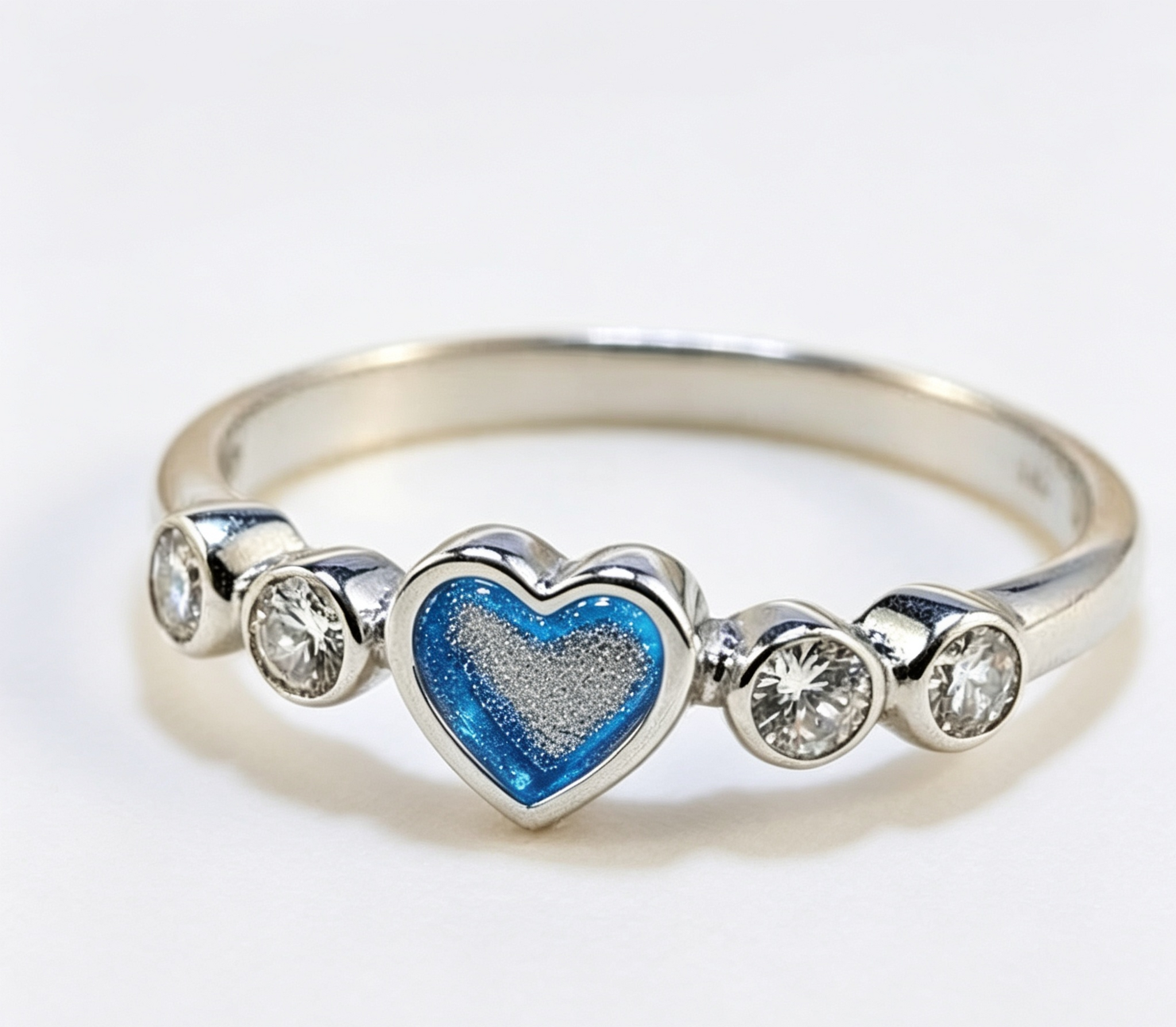 Amour Memorial Ring