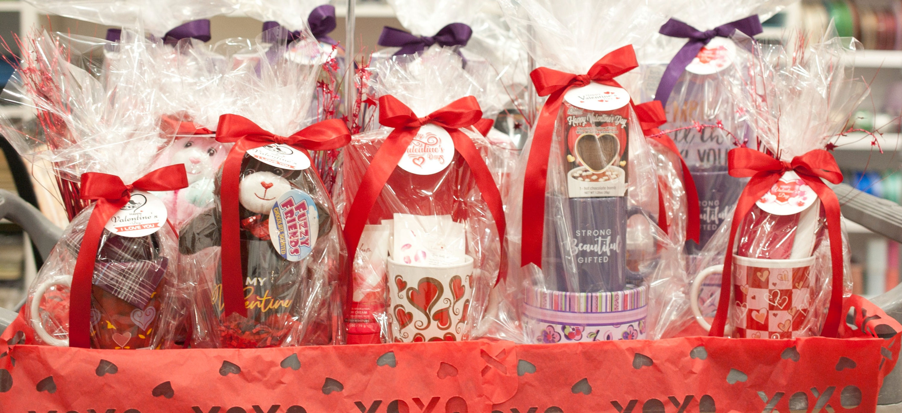 Lovers Lane Trolley $25 Valentine's Day Gifts