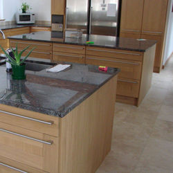 Tiler, bathroom fitter, decorator, plumber, joiner, bathroom fitter, walk in shower instalations,