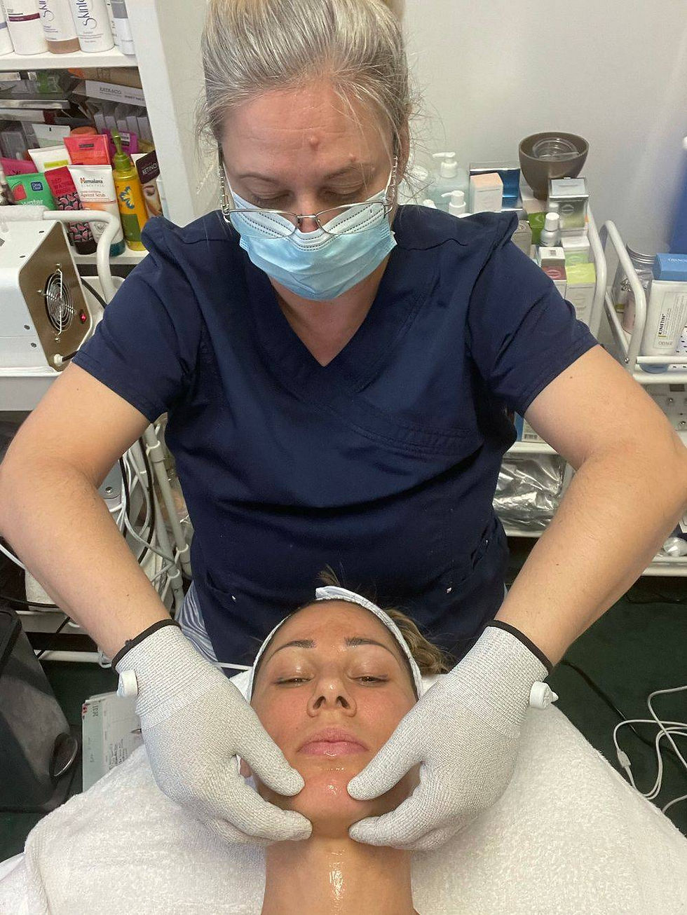 Microcurrent Magic Massage Treatment