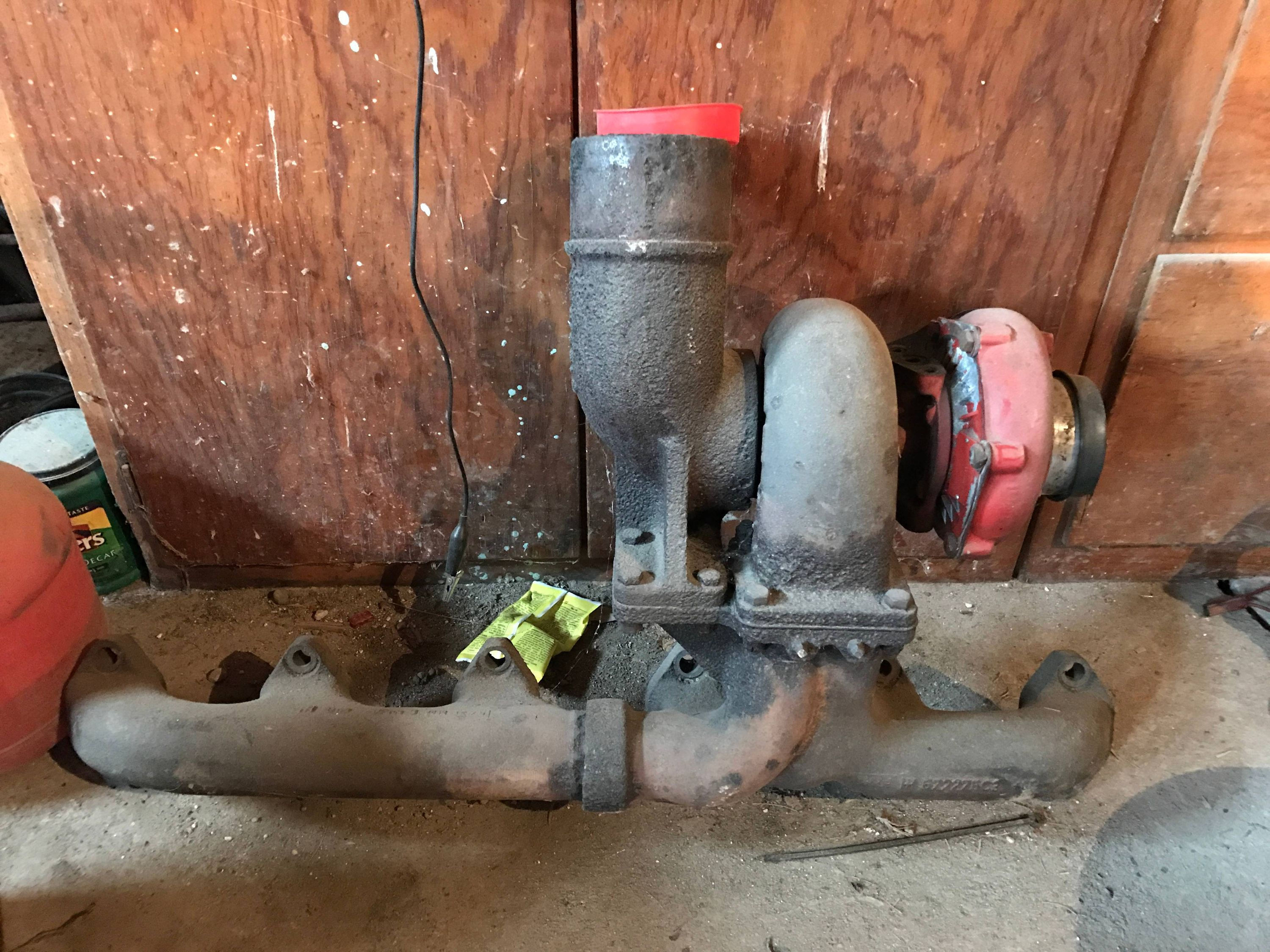 IH 414, 436, 466 exhaust manifold/turbo