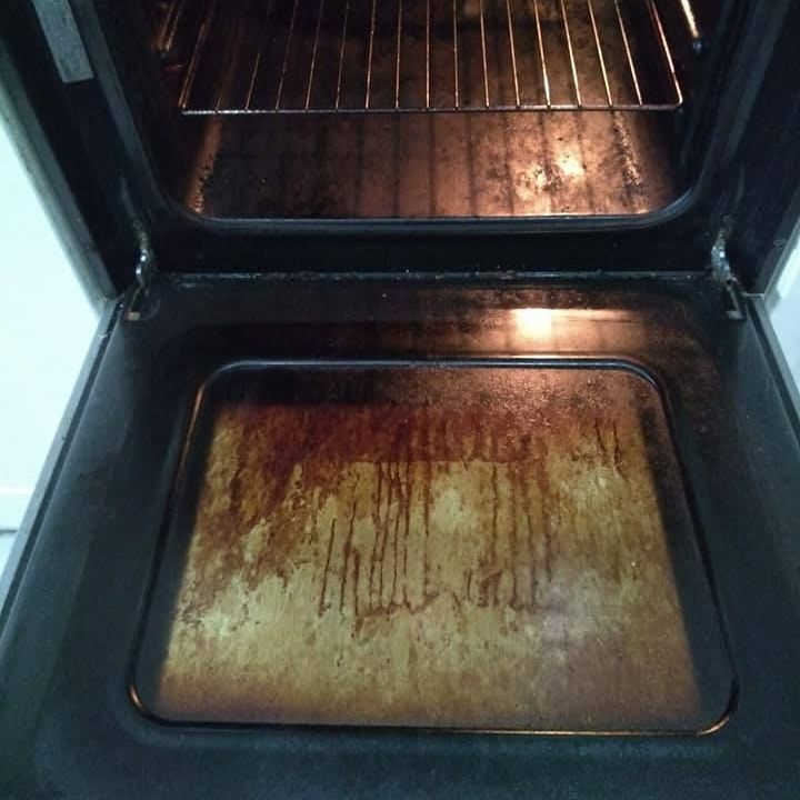 Oven before cleaning