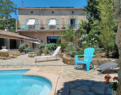 Farniente dans le silence du jardin