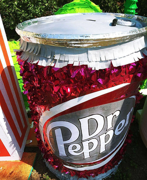 Dr. Pepper Prop display large soda can