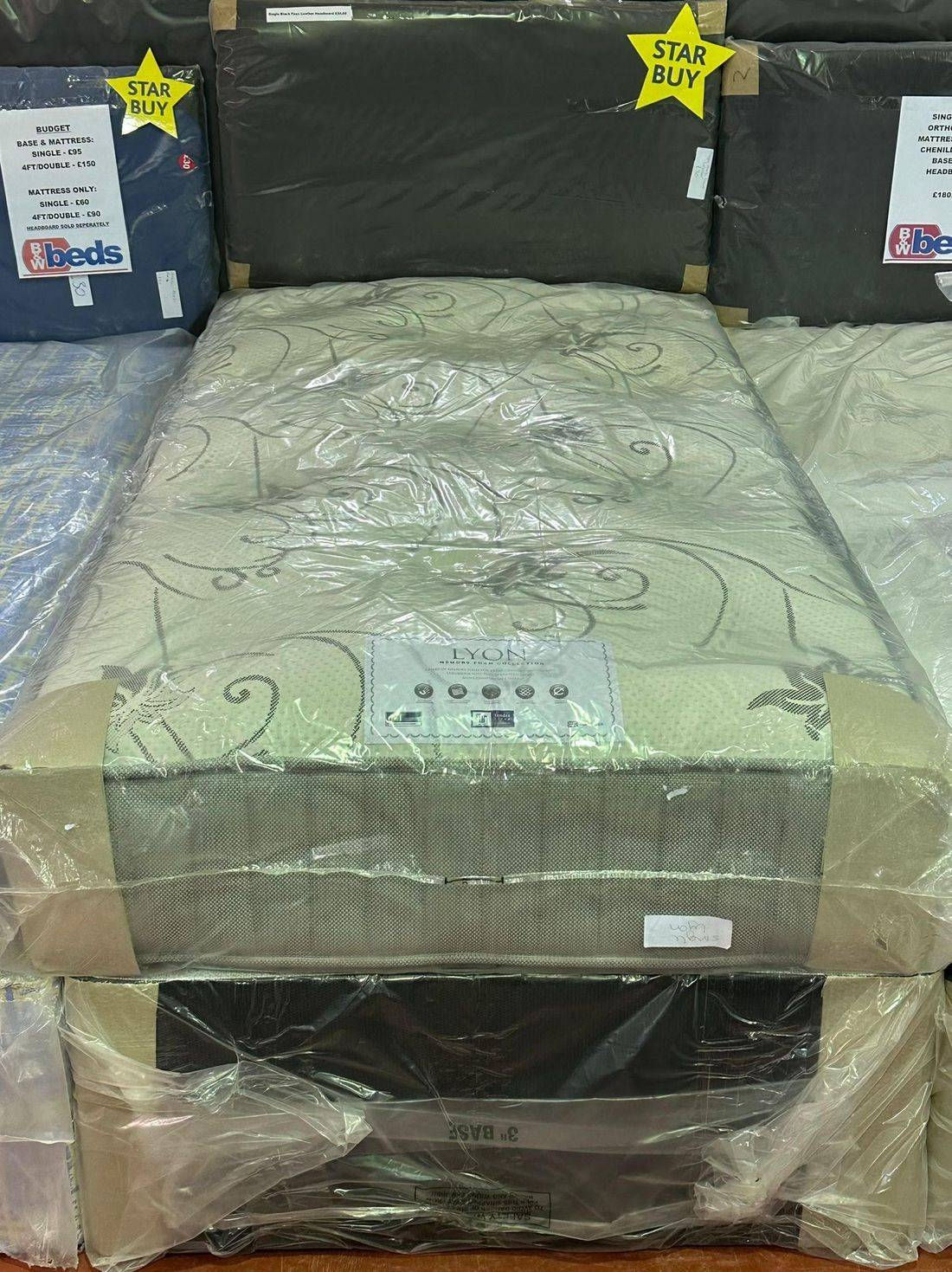 SINGLE LYON ORTHOPAEDIC MEMORY FOAM MATTRESS WITH BLACK BASE AND HEADBOARD