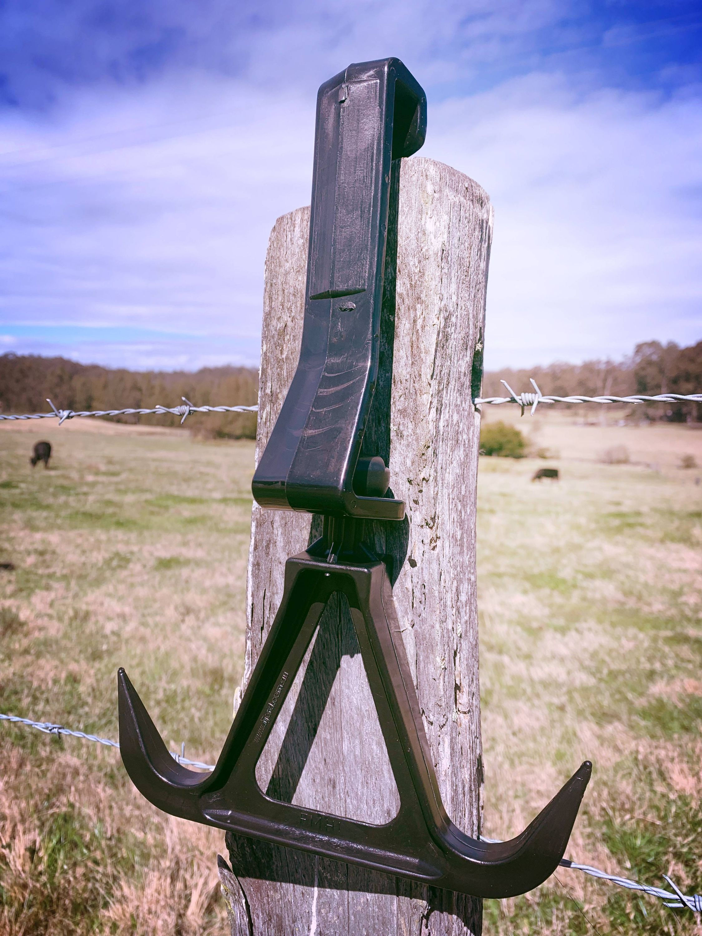 Small Stock Gambrel - Black Plastic