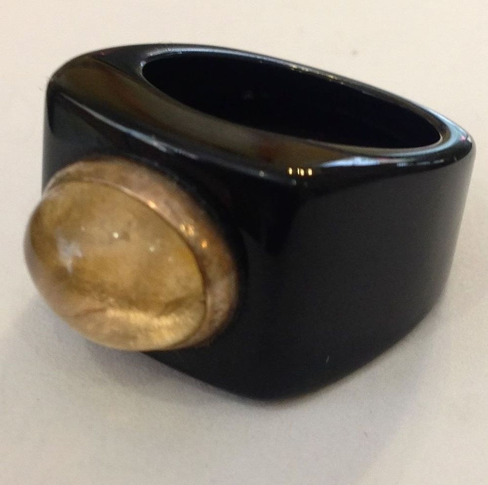 Onyx Ring, 3Ct Citrine, 18kt $700. Size 7