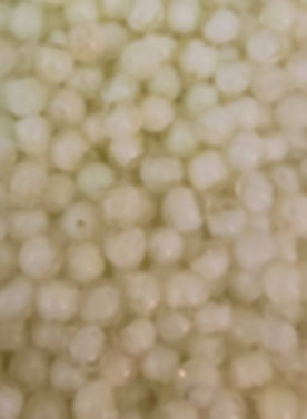 #268 Glow Roe Pearl-8MM HYPER UV SINKZ