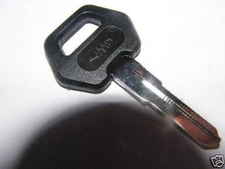 Pair Of SAAB Key Blanks (1974-1993 Models) - Plastic Head SB1 / SAA1-P / X52 / YM22AP