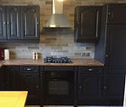 CUISINE RELOOKEE EN GRIS FONCE