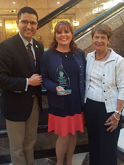 Maureen O'Neill - Davis receives the Robert Haller Memorial Award for Outstanding Community Service 2017