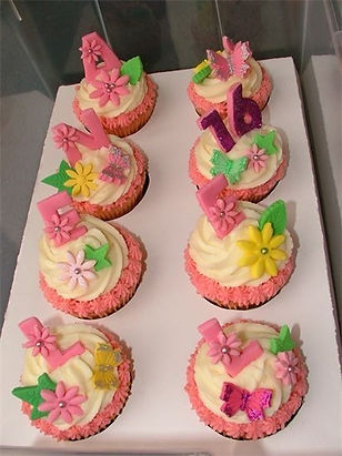 Sweet Sixteen Cup Cakes