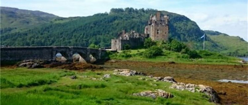 eilean donan castle north coast 500 tour