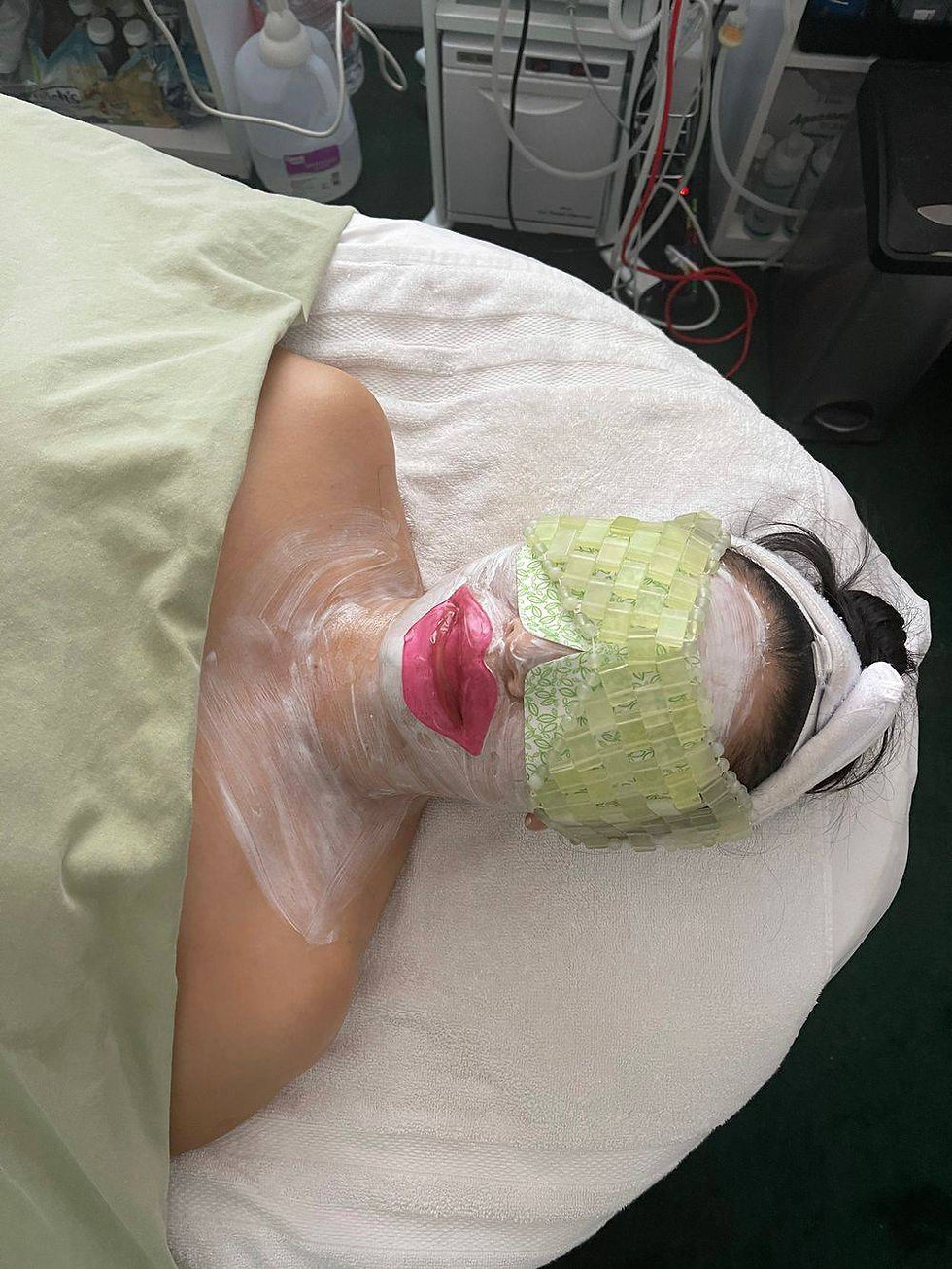 Lip & Eye Treatment