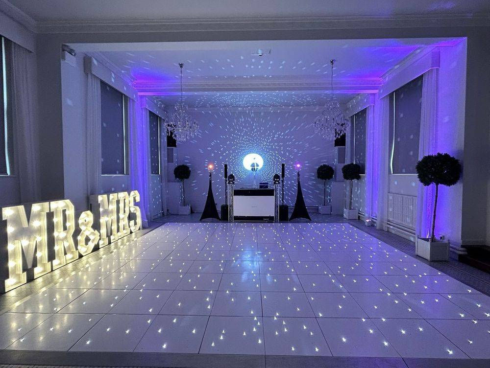 Shorpshire Wedding DJ Ollie Clarke Wedding Venues across Shropshire Wedding DJ Hawstone Hall 