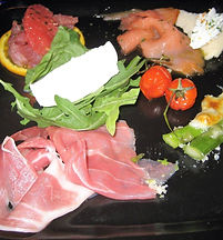 Food, plated food, salad, carpaccio, tomatoes, shrimp, cheese, photography, pictures