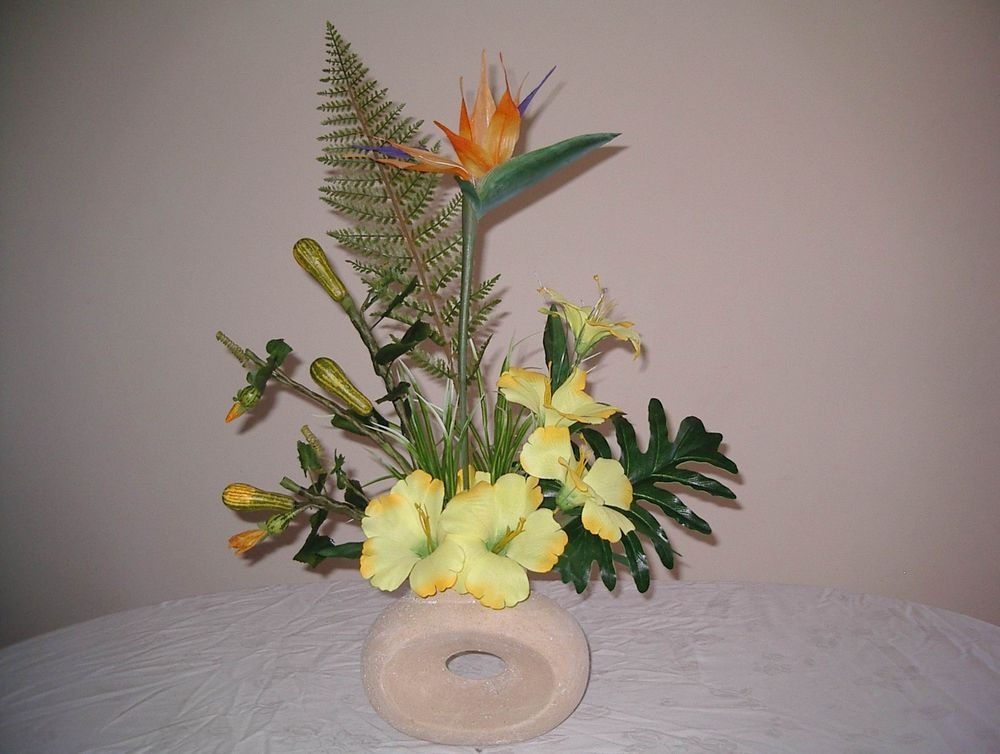 Articicial Flower Arrangement