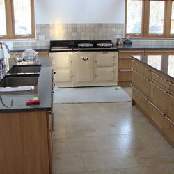 Tiler, bathroom fitter, decorator, plumber, joiner, bathroom fitter, walk in shower instalations,