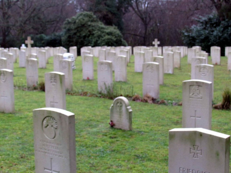 Grave of Frederick Maurice Erwood