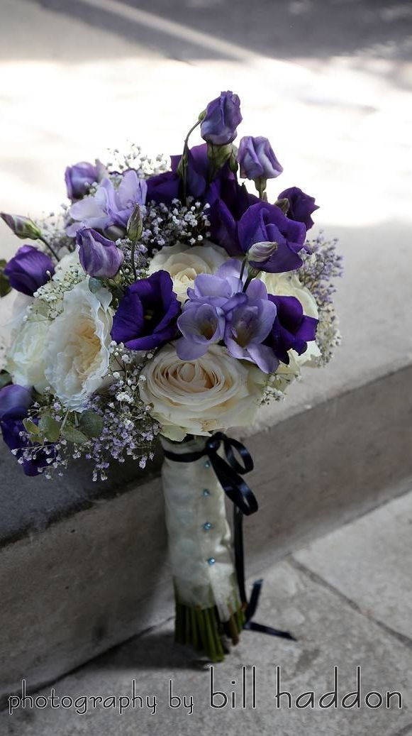 Bridesmaid bouquet in Purple, lilac and white