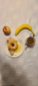Bagel with Egg and 3 bacons sided with banana and apple , tea or coffee
