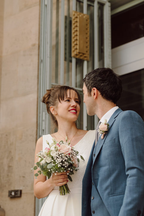 Mariés à la mairie