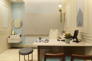 wide angle view of the internal cabin of Real-Care Polyclinic