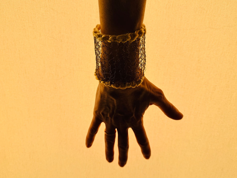 Thumbnail: Yellow Mesh
