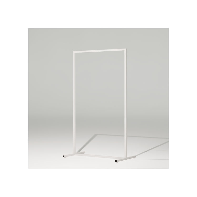 strak wit kledingrek 92 cm breed x155hoog breed op stelvoetjes V2.jpg