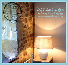 B&B Le Jardin - nieuw hoekje met lamp en