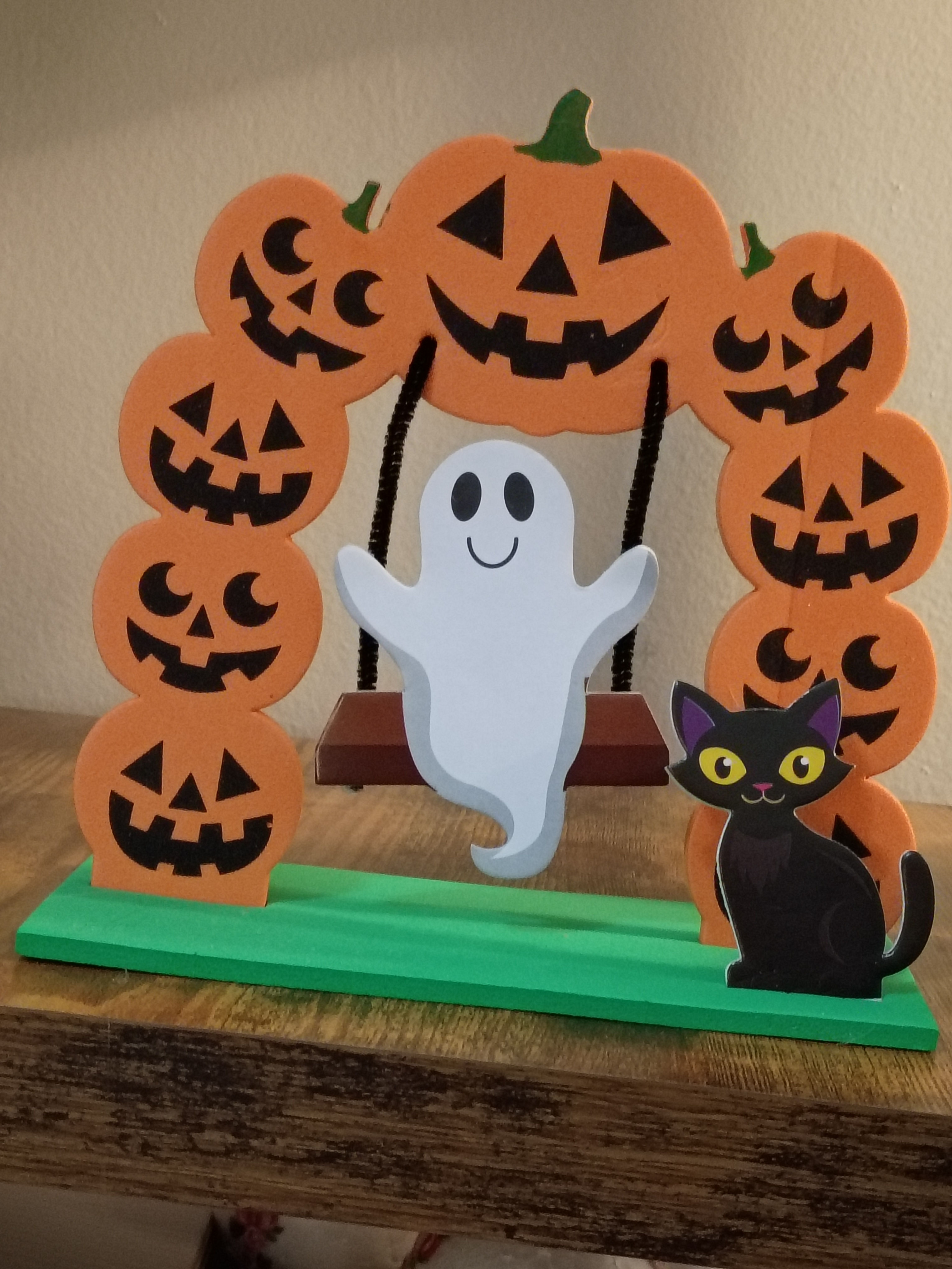 Ghost on Swing