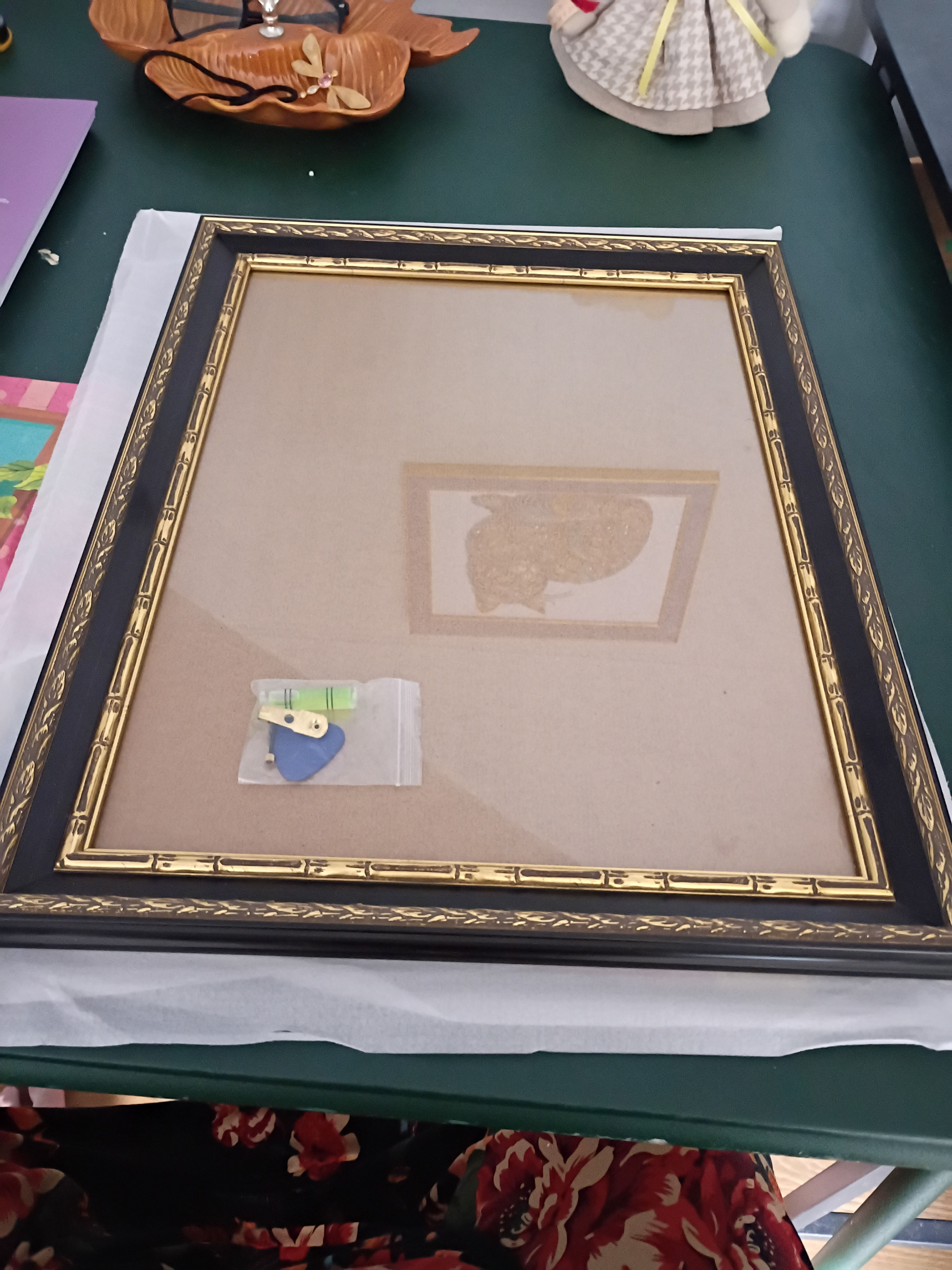 Ready to Hang Frame With Hardware and Level 