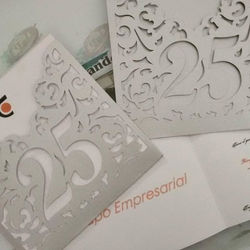 Tarjetas corte fino empresarial