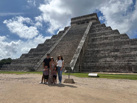 A Stress-Free Guide to Visiting Chichén Itzá with little kids.