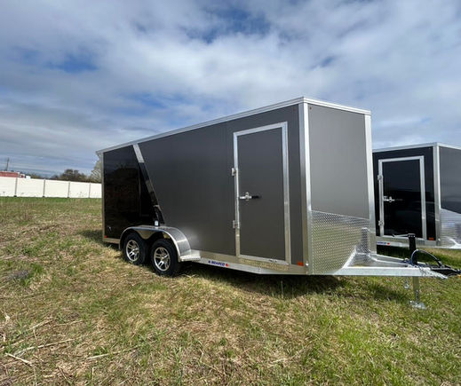 7x16 enclosed trailer with side door and aluminum trim