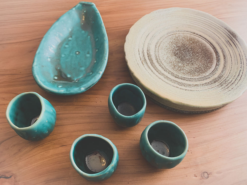 Thumbnail: Set vasos mezcaleros y platos /Cerámica contemporánea