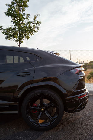 Lamborghini Urus para alquilar