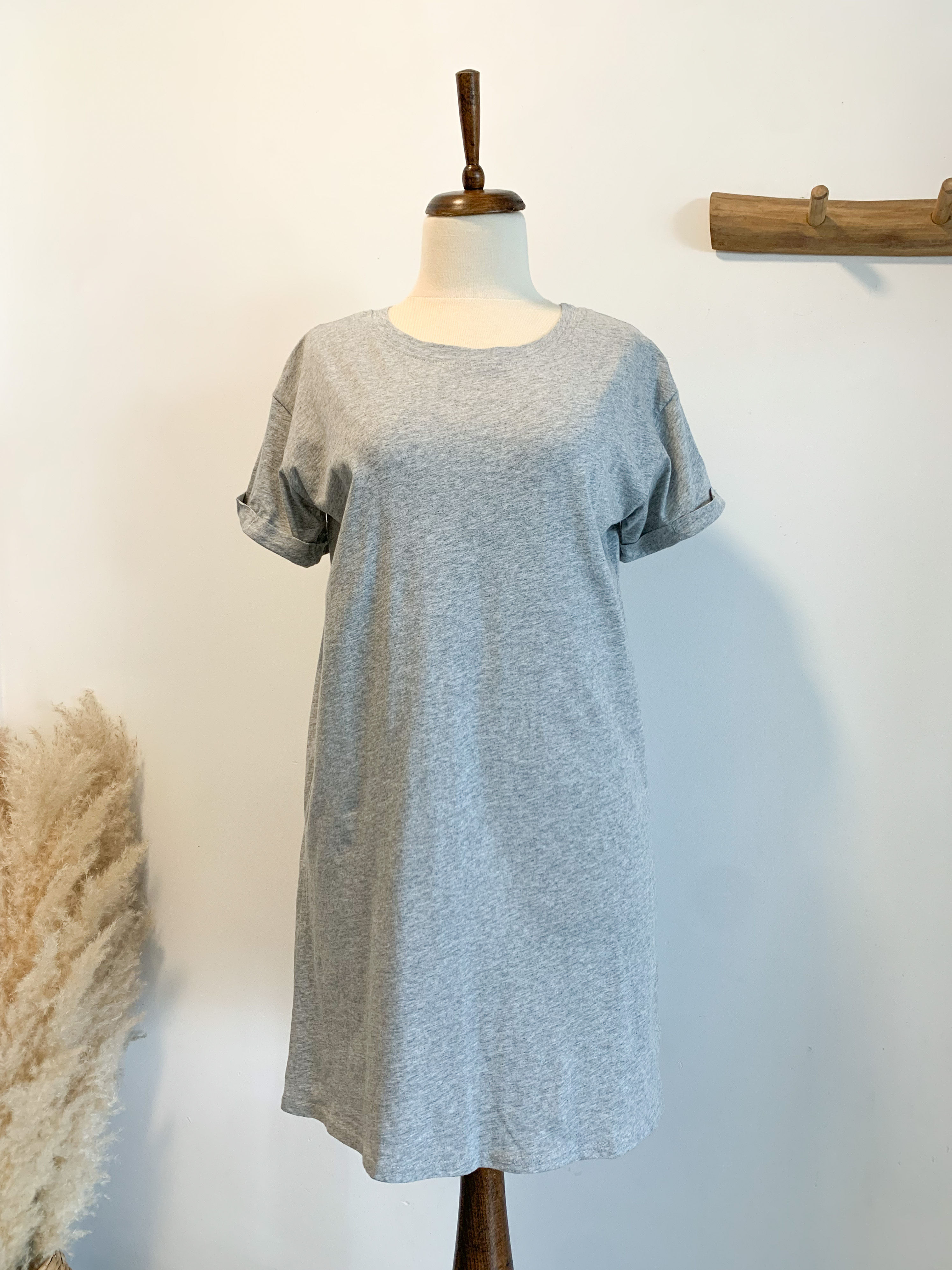 שמלת טי שירט בייסיק אפורה