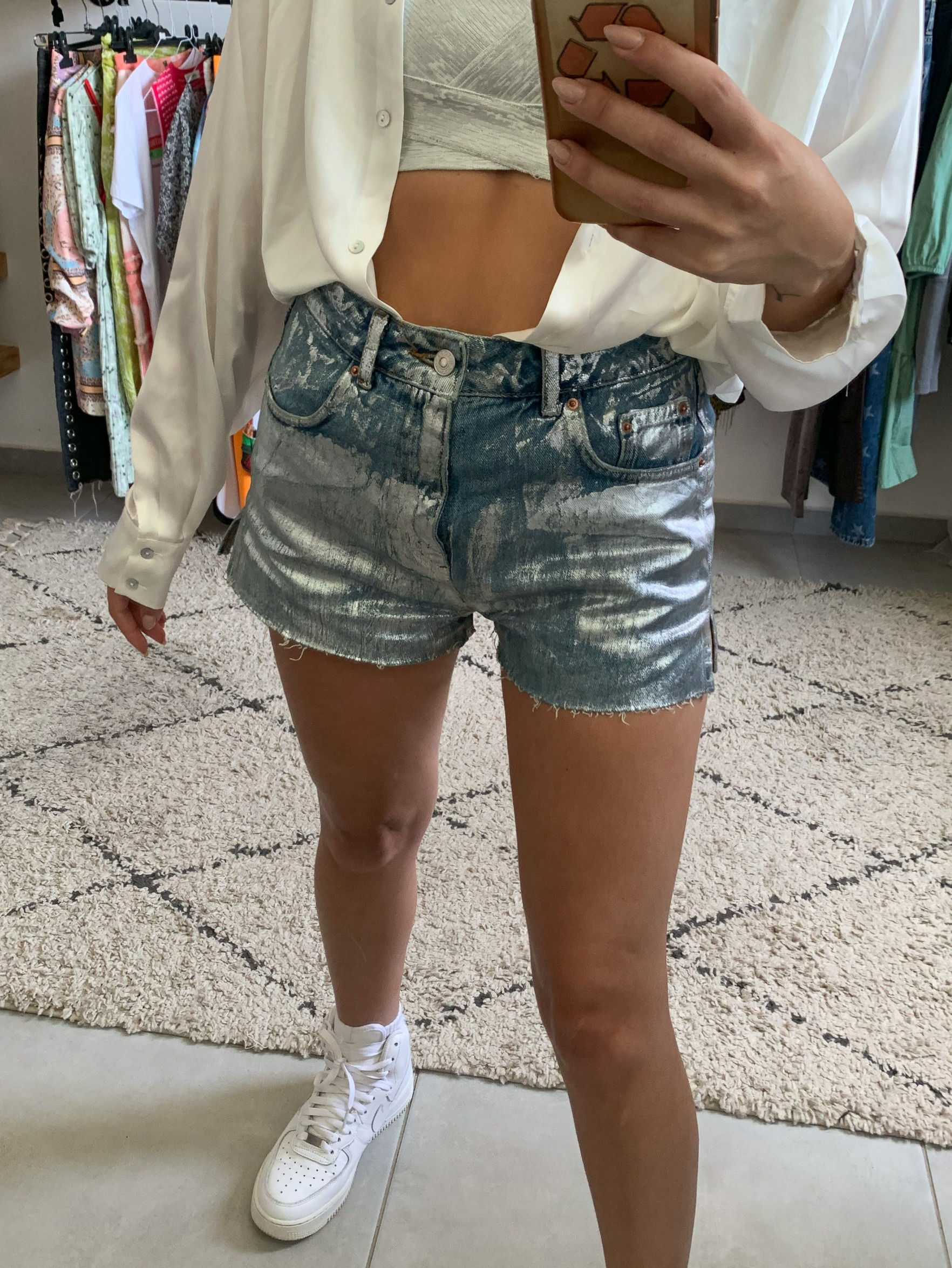 ג'ינס קצר שטיפה כסופה טופשופ