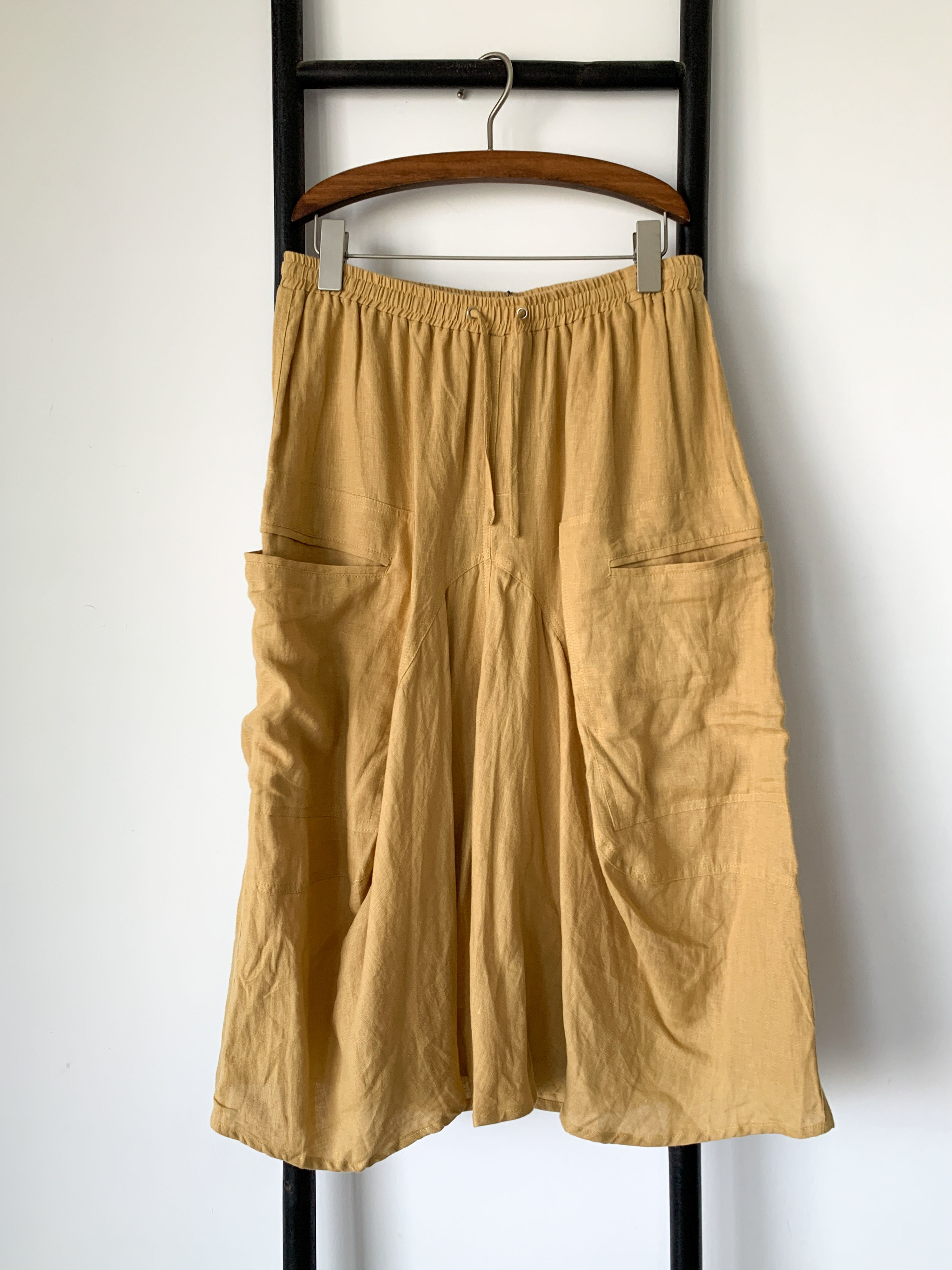 מכנס פשתן רחב בסגנון שרוואל