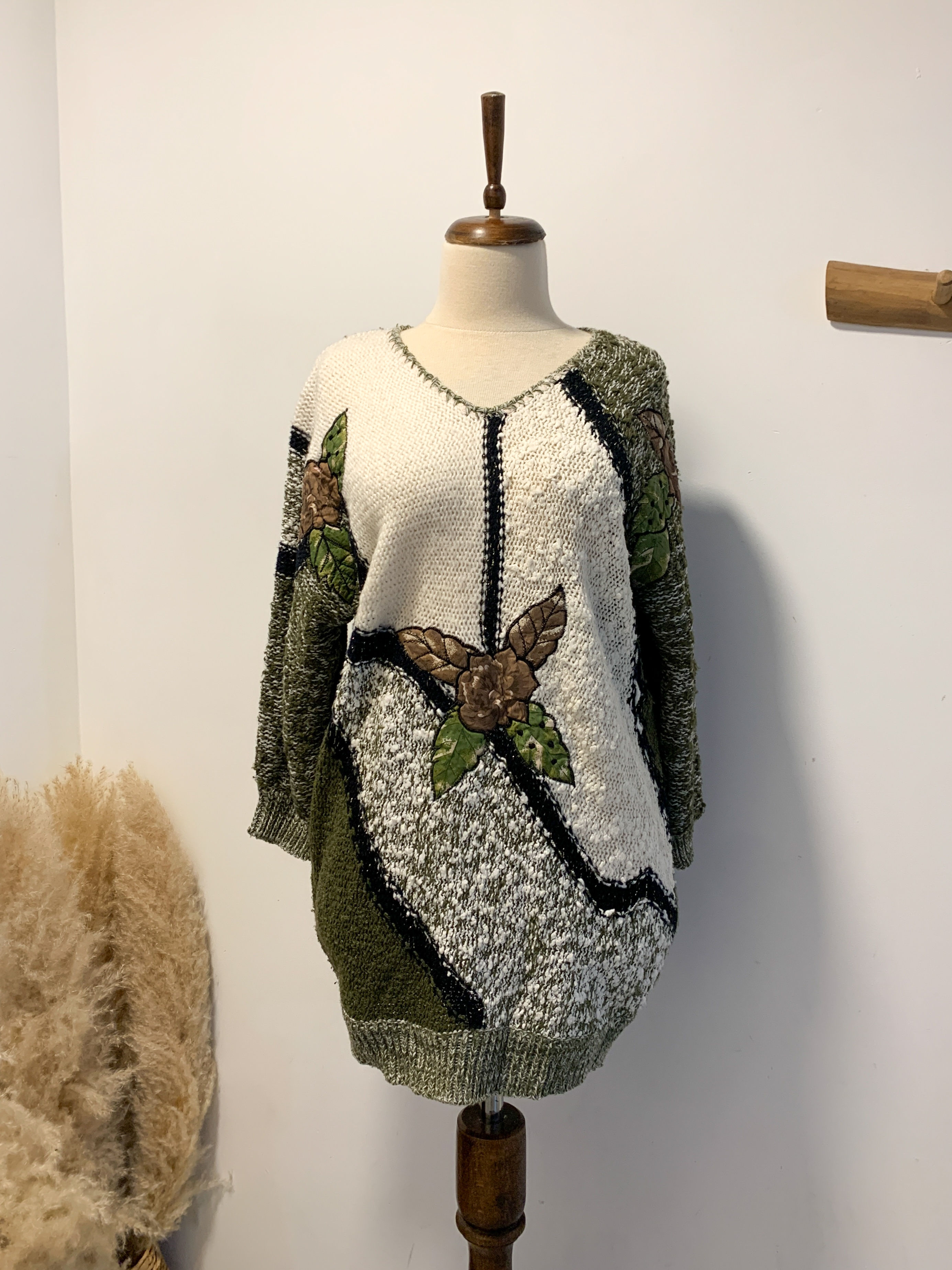 סריג ירוק פאצ' פרחים