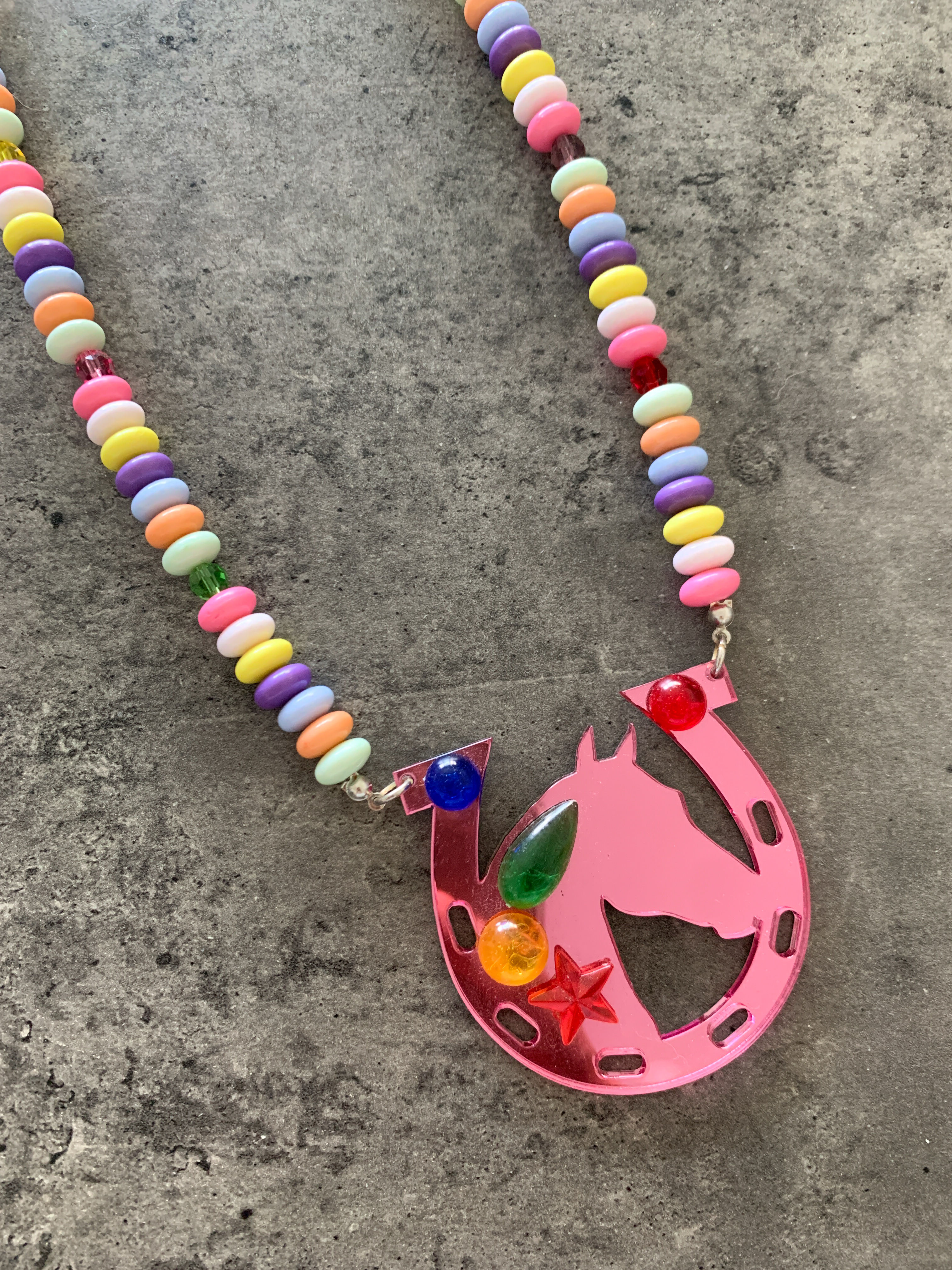 שרשרת יוניקורן ACID BANANA