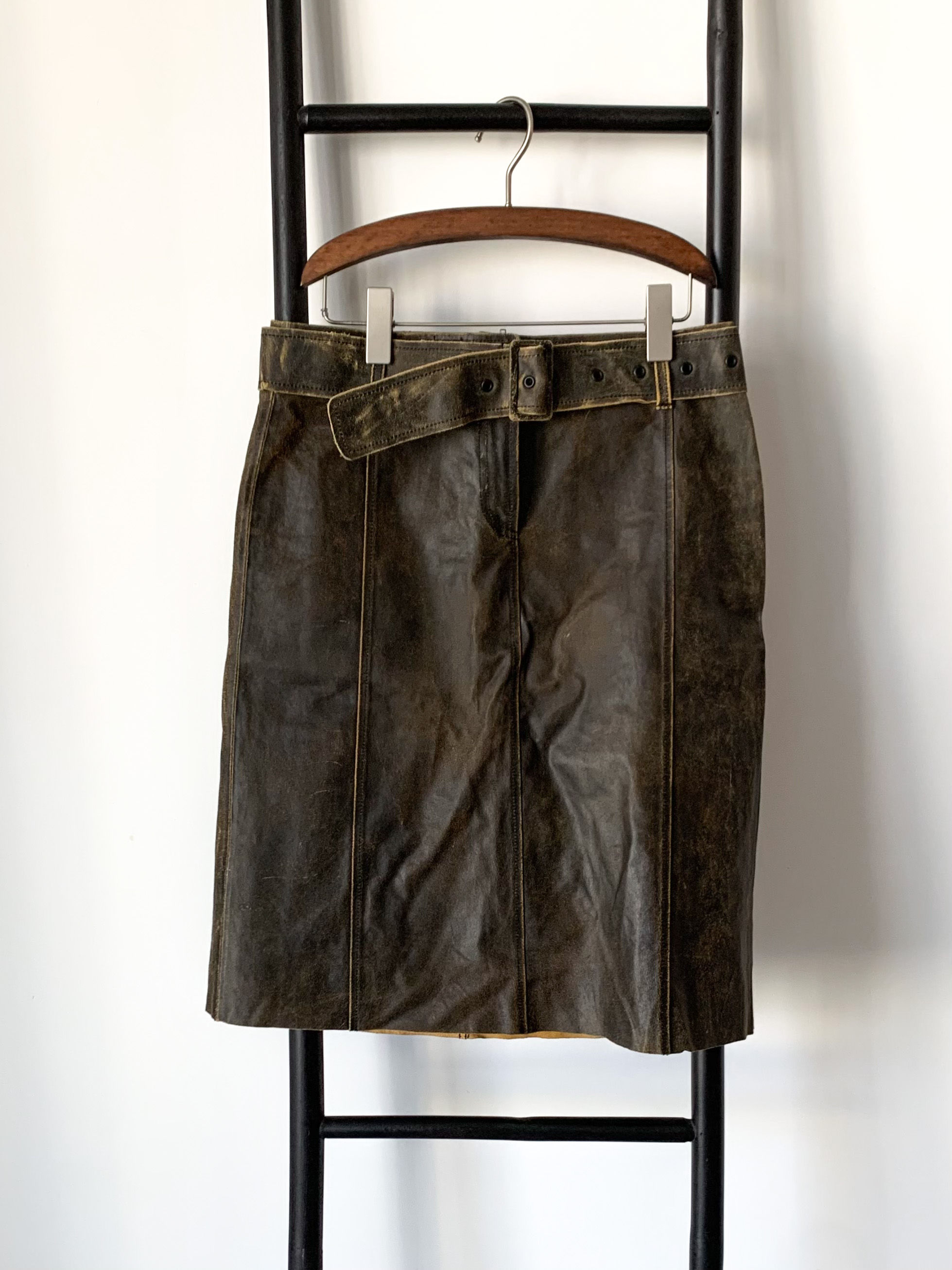 חצאית וינטג' עור אמיתי