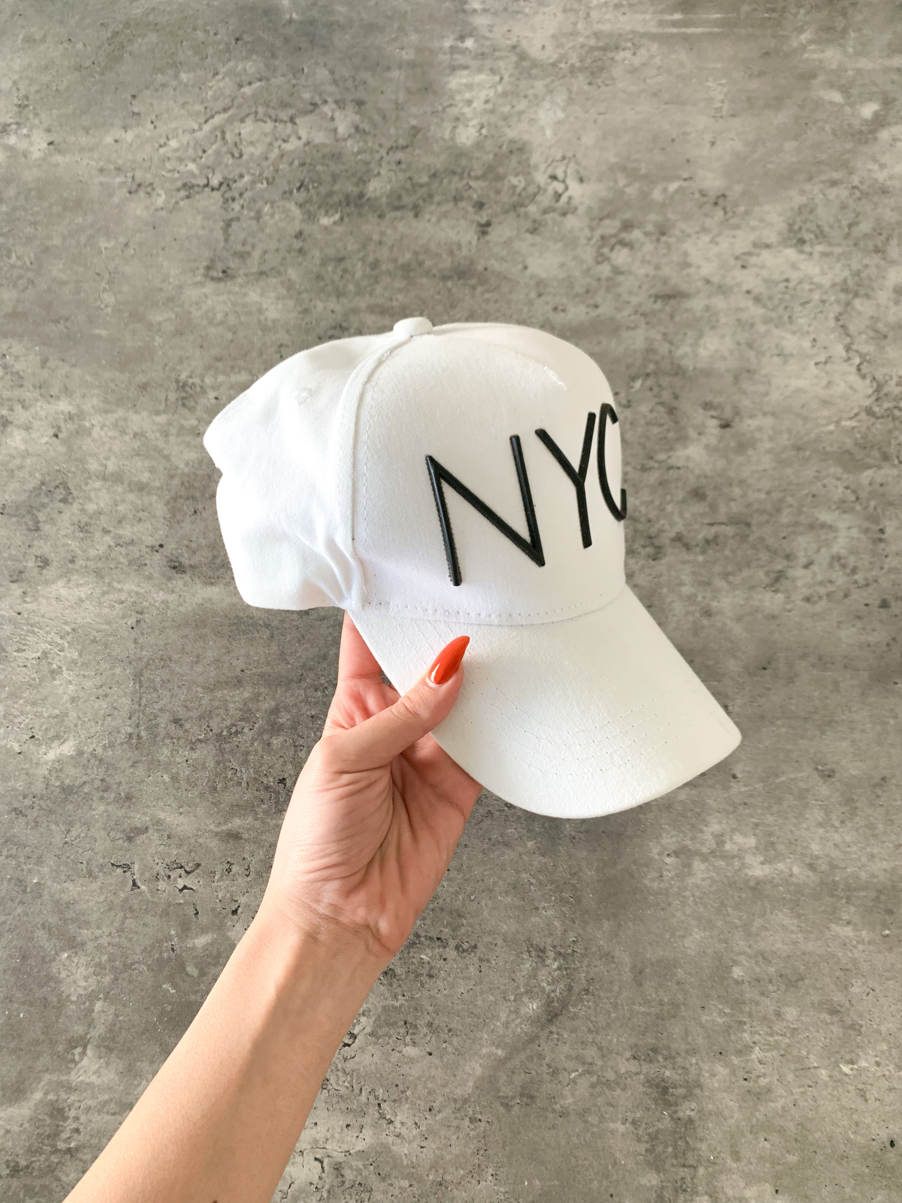 כובע לבן NYC
