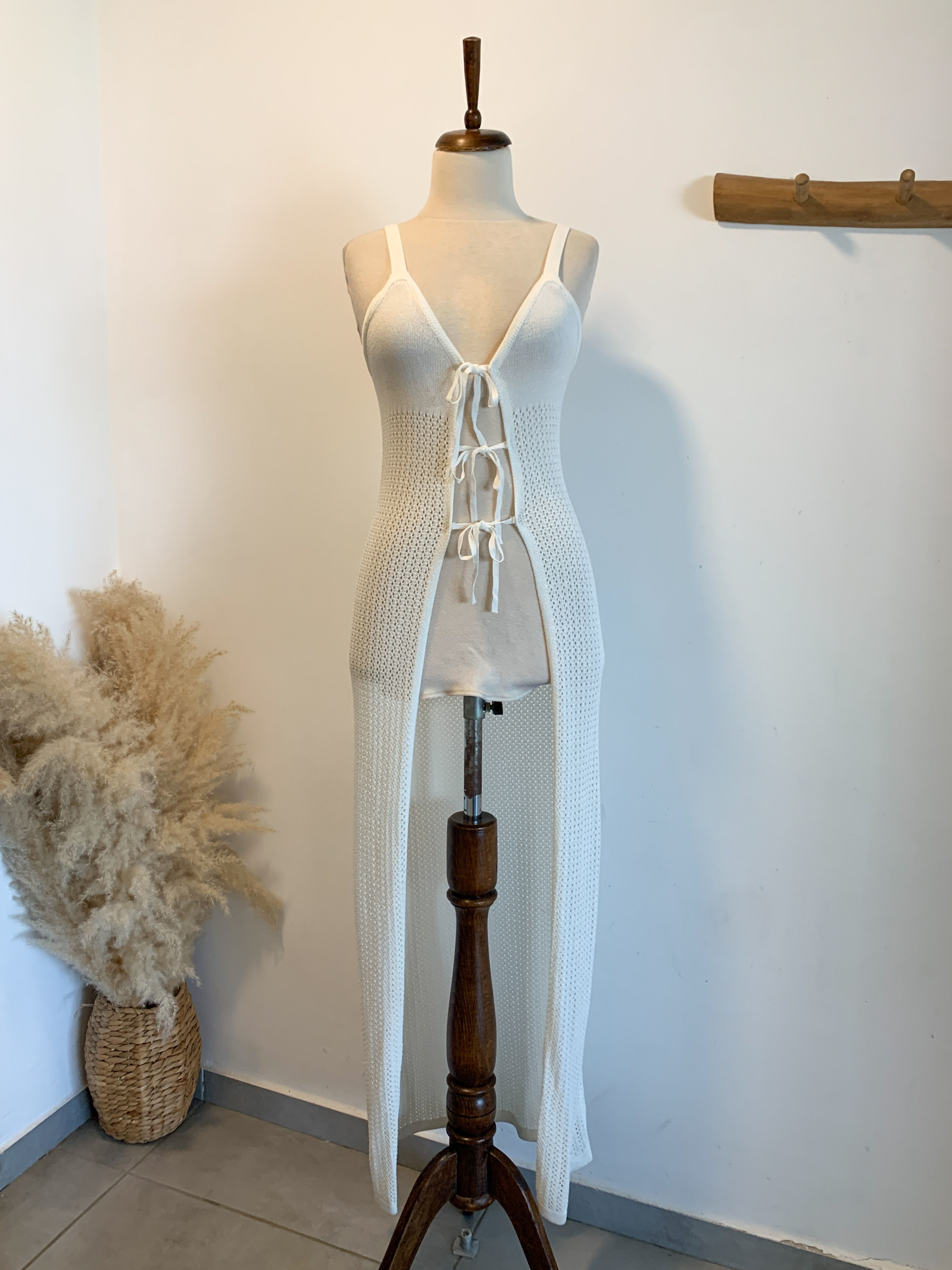 עליונית שמנת מקסי עם קשירה במרכז