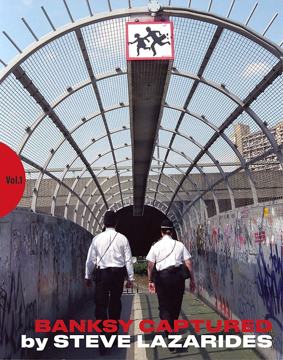 バンクシー BANKSY CAPTURED BY STEVELAZARISES Banksy Captured Volume One by Steve Lazarides | AF