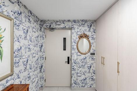 chinoiserie chalet
